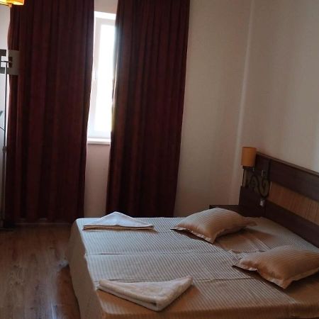 Marcy Apartament Apartment Bucureşti Ngoại thất bức ảnh